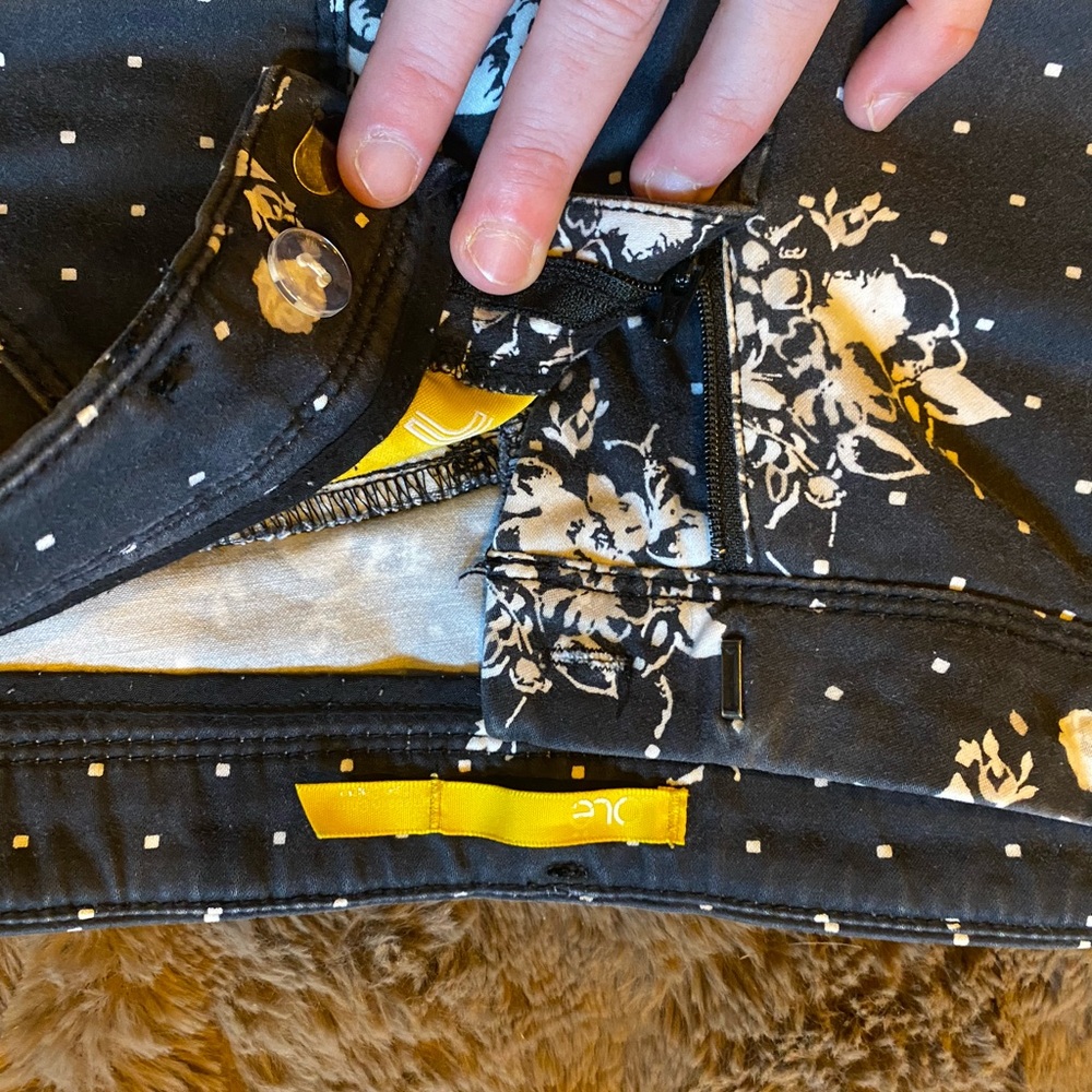 Lole Black and White Floral Athletic Shorts